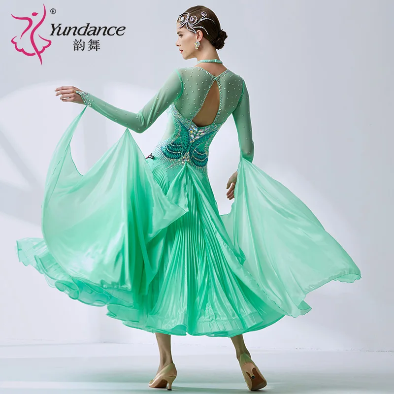 The new National standard modern dance clothing big pendulum dress practice clothing ballroom dancing Waltz-B-19527