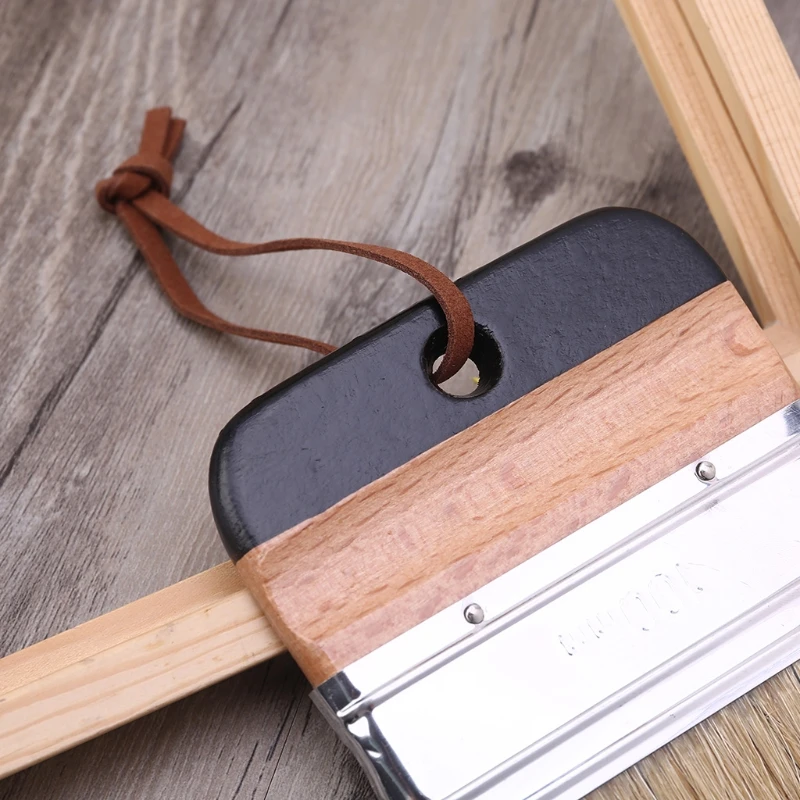 

Щетка для воска с натуральной щетиной, эргономичная, с деревянной ручкой