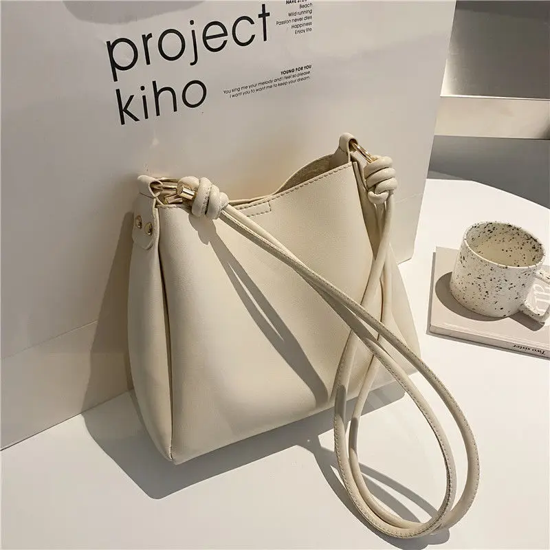 

Сумка-тоут, рюкзак, сумка на плечо, женская дизайнерская сумка, женская сумка-мешок, модная 2021 простая универсальная вместительная сумка из ...