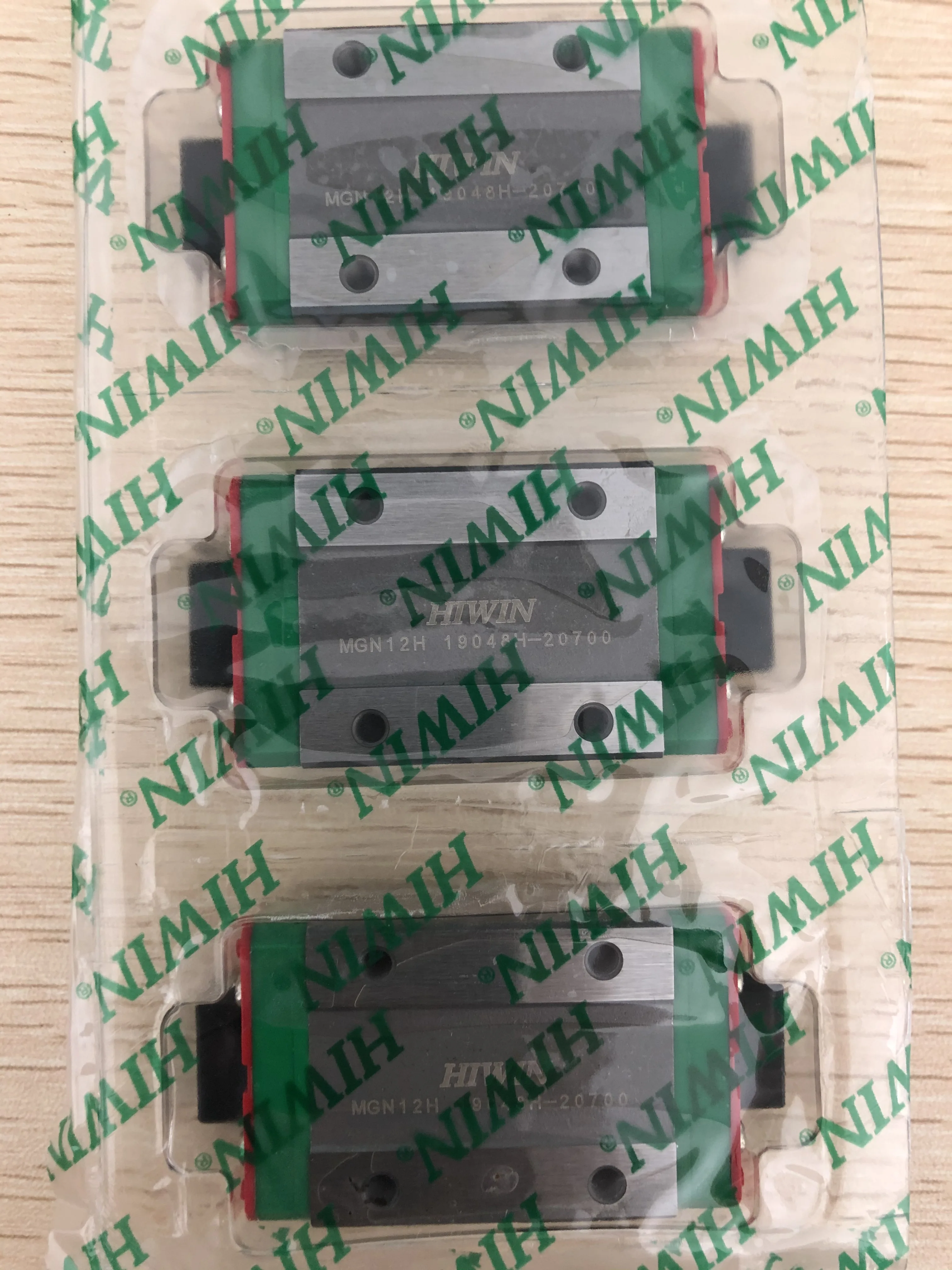Оригинальные рельсы Hiwin MGNR12 -L 100 мм/200 мм/300 мм/330 мм/400 мм/500 мм/600 мм + 4 блока MGN12H / MGN12C