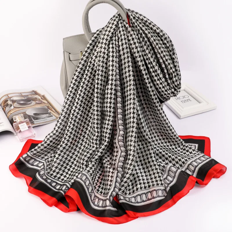 

2021 Popular 180X90CM Lattice Shawls Fashion Dustproof Handkerchief Classics Print Silk Scarves Summer Travel Luxury Beach Towel