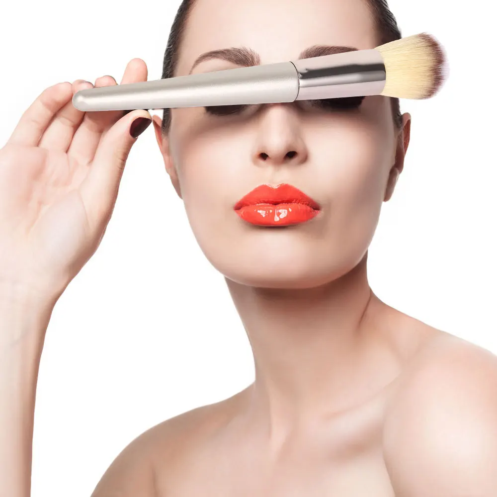 Набор кистей для макияжа цвета шампанского пудра румяна тени век консилер губ