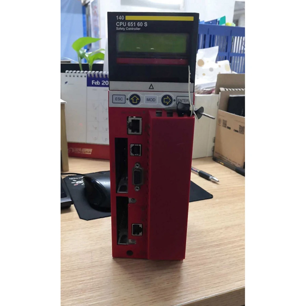 Рисунок 3 - Контроллер PLC 140CPU65160S