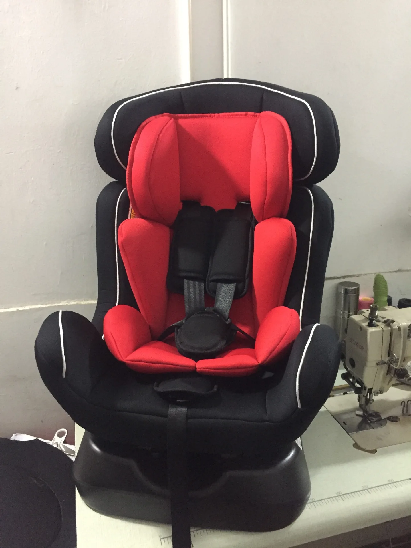 022 детское безопасное сиденье: Регулируемое двустороннее и интерфейсное сиденье