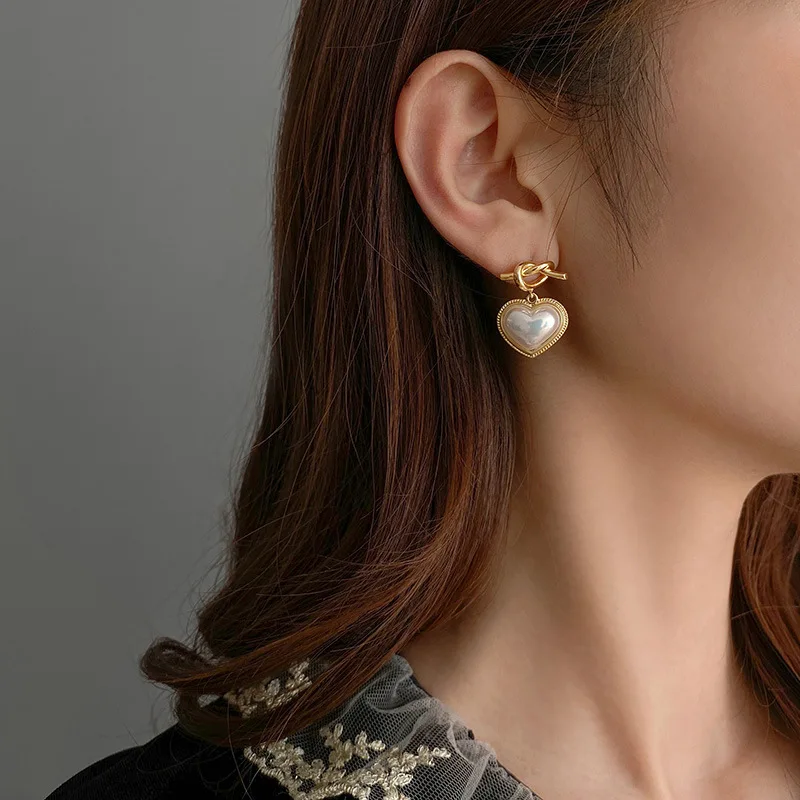 Фото Иглы в этническом стиле Стиль модная модель любящее жемчугом онлайн изысканный