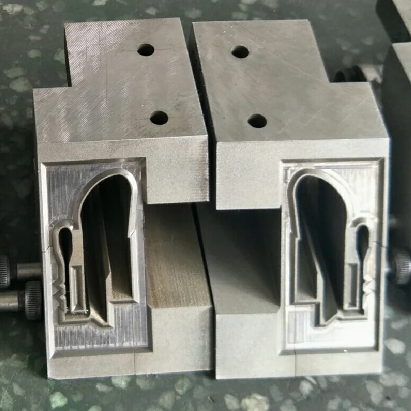 Russia refrigerator / fridge rubber gasket weld mould joint mold connect die | Clamps