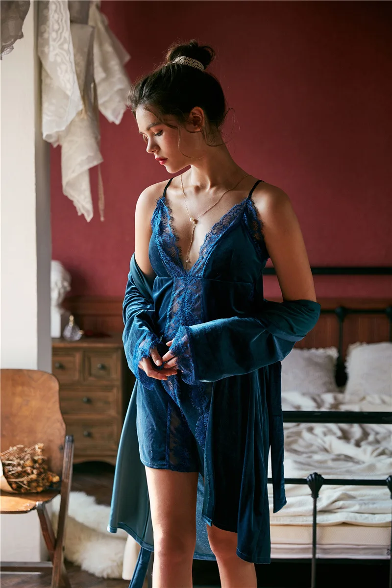 QWEEK New Fashion Night Dress Set Women Sexy Robe Set V-neck Spaghetti Strap Velvet Warm Two Piece Women Nightgown Set