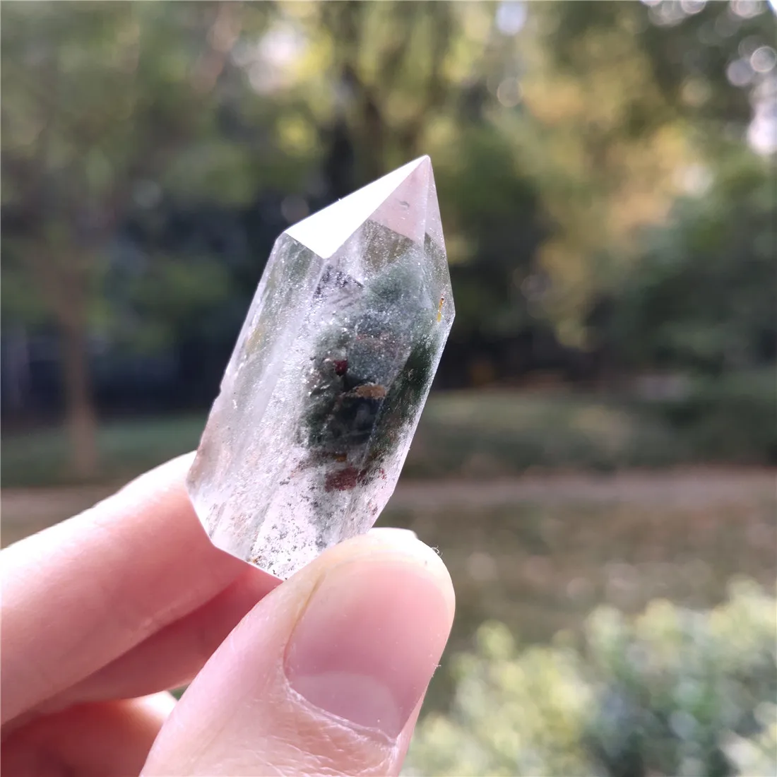 Кристал-фантом каменная башня каменный остров камни призрак кристаллы