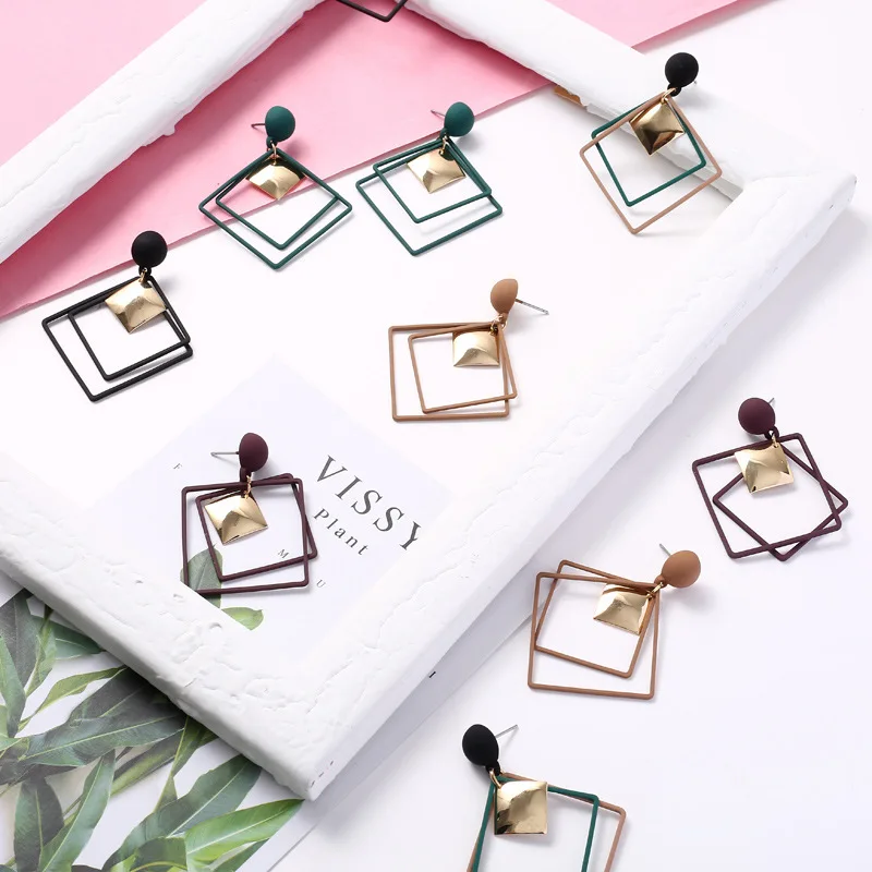 

Корейские женские темпераментные серьги 2021, модные новые серьги в стиле ретро с подвесками в виде ромба, геометрической кисточки, ювелирные...