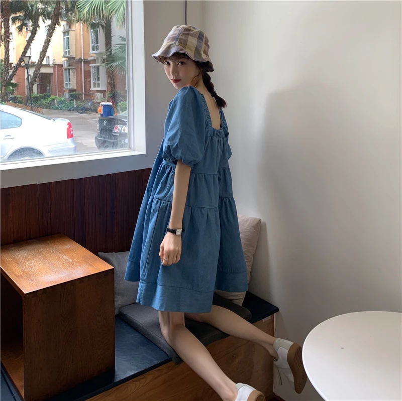 Винтажное джинсовое платье с квадратным вырезом и пышными рукавами | Женская