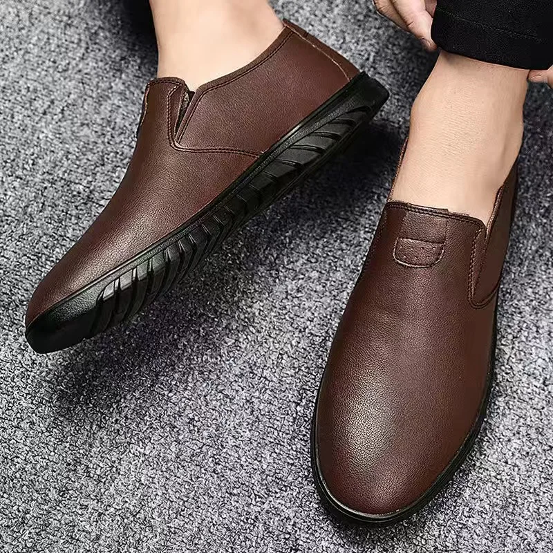 

UEXIA Fashion NEW Luxury Brand 2020 Italian Loafers Moccasins Breathable Slip on Boat Footwear Leather Men Casual Shoes Driving
