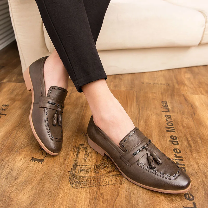 Лоферы мужские кожаные дышащие повседневная обувь для вождения Мокасины бахрома