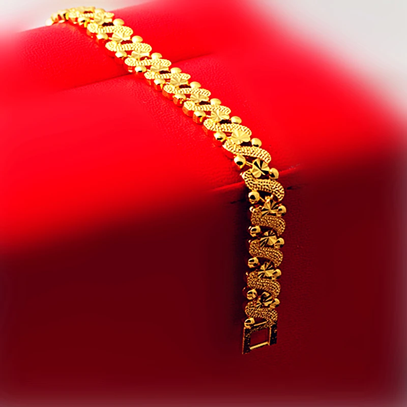 

Classic Golden Bracelet Temperament for Men and Women Wild Twisted Gold Bracelet