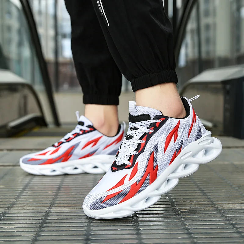 Lightweight Men's Running Shoes Fashion Breathable Blade Sneakers Men Outdoor Comfort Flame Jogging Shoes Men Zapatillas Hombre