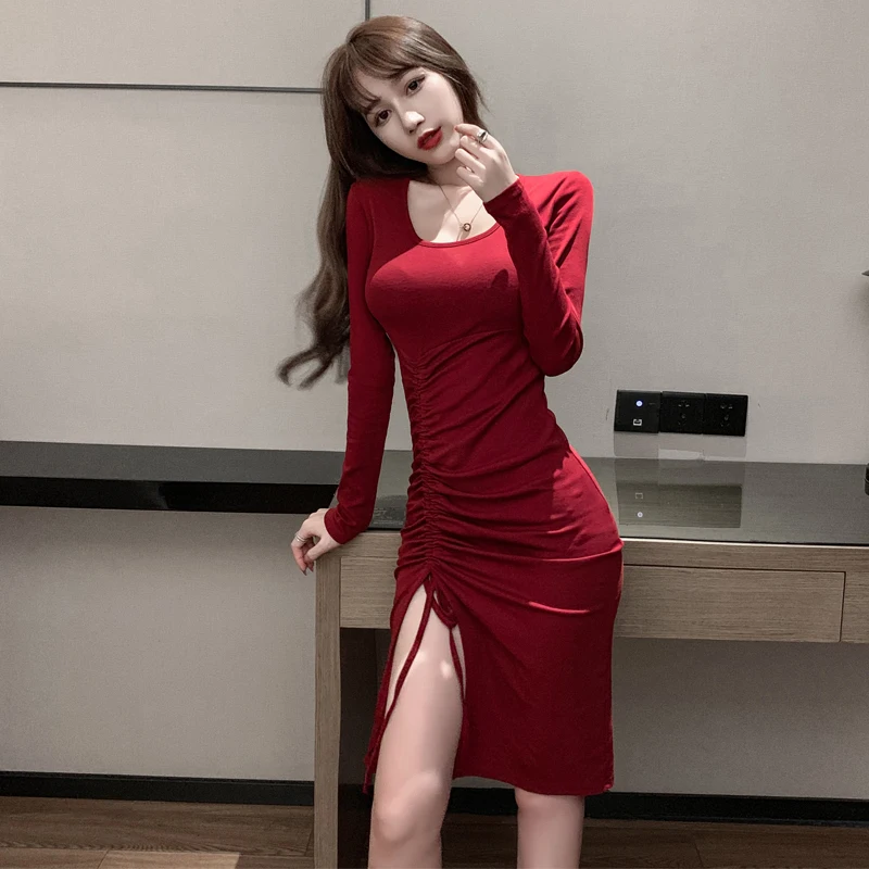 

Sexy night market 2020 early autumn new folds are thin and irregular split hip long sleeve dress women