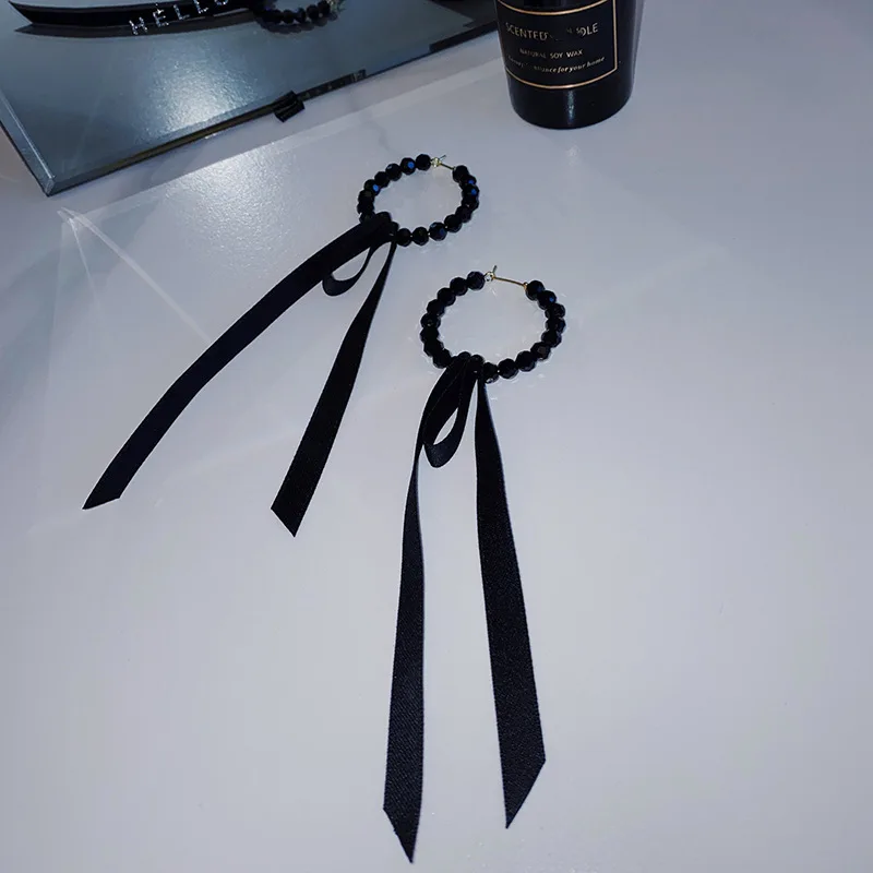 

Trendy Women Vintage Temperament Black Crystal Earrings Contracted Long Ribbon Drop Earrings Geometric Circular Christmas Gift