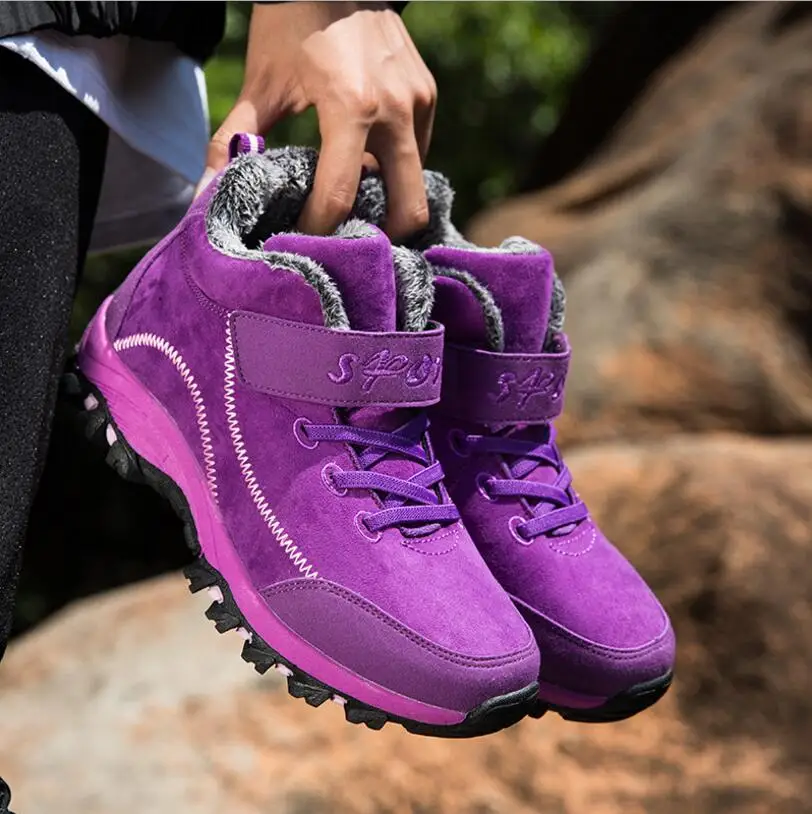 

Autumn And Winter New listing hot sale men outdoor Mountaineering Keep warm Cotton shoes sports shoes B03-D03