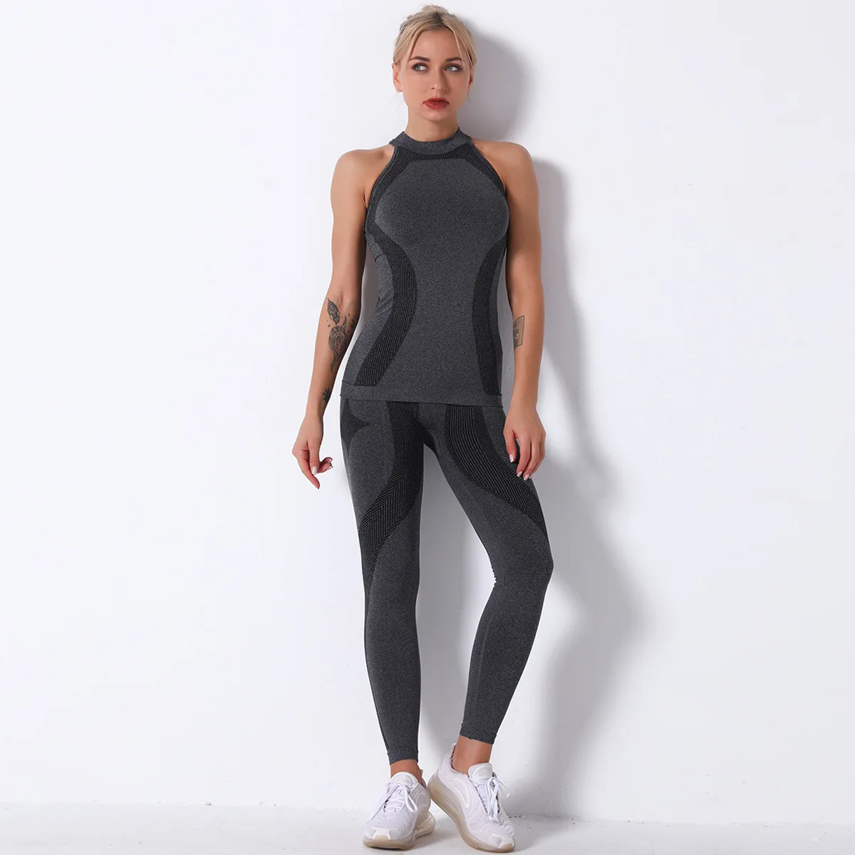 

Sportswear & Accessories