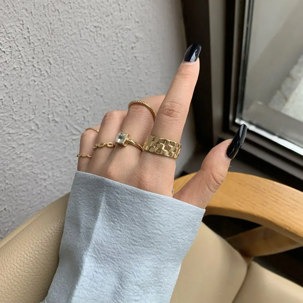 

6pcs Fashion Jewelry Vintage Rings Set Round Wave For Women Geometric Crystal Rhinestone Punk Finger Ring For Girl Lady Gifts