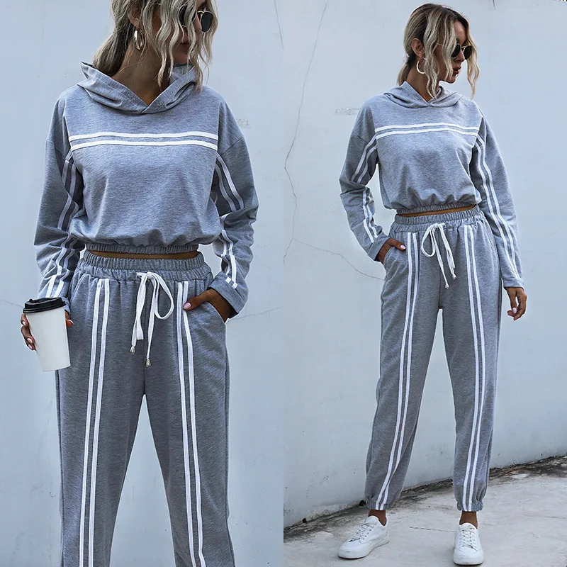 

Sportswear two-piece suit 2021 new women's stitching hooded sweater sports suit women