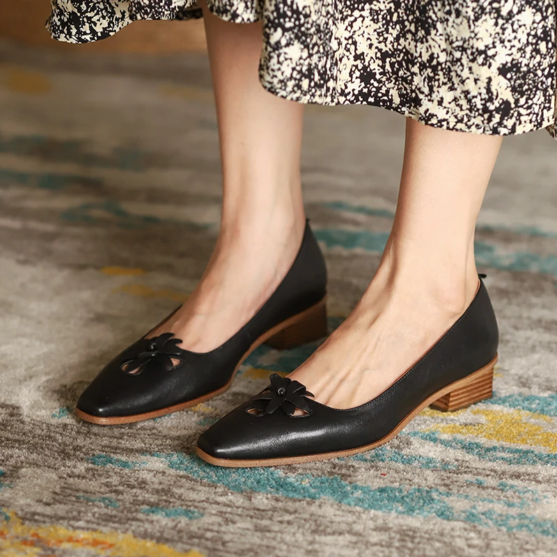 

2021 Spring Square Toe square Heels Pumps Shoes Woman low Heels Female Genuine Leather Wedding Party Shoes For Girls