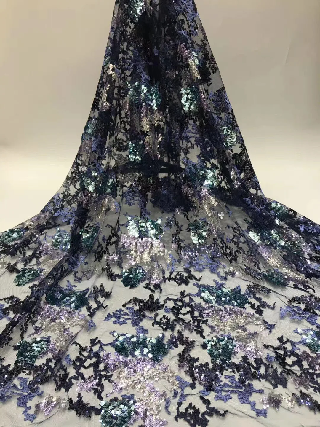 

African tulle lace fabric 2020 high quality lace fabric French Nigeria sequined mesh sewing lace fabric D4155