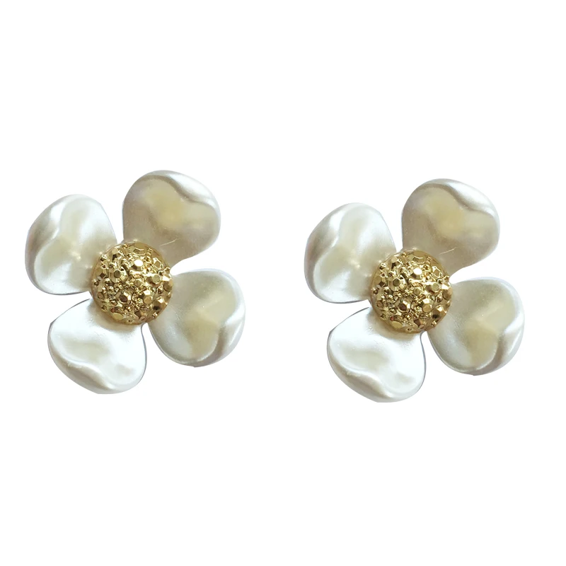 

S925 needle Fashion Flower Earrings Sweet Korean Teperament White Resin Stud Earrings For Women Jewelry Gifts Wholesale