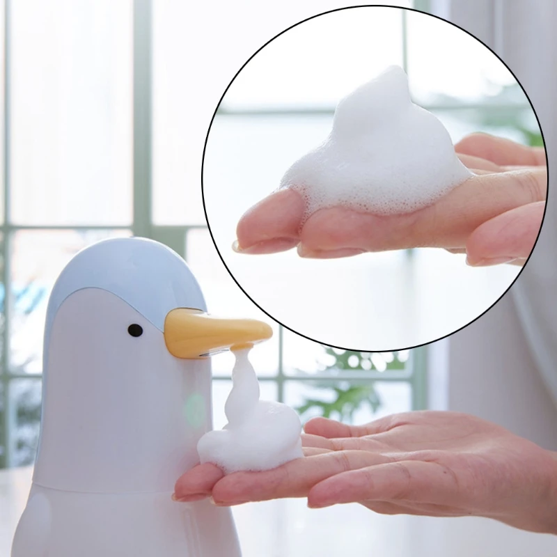 

1pc Lovely Penguin Shaped Hand Washer Foam Soap Dispenser Skin Friendly Bubbles Intelligent Sensor USB Charging Multi-scene Use