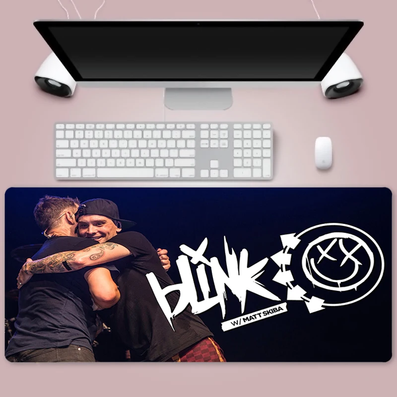 

Blink Mouse Pad Gaming XL Lock Edge Large Computer Gamer Keyboard Mouse Mat Game Desk Mousepad for PC Desk Pad Mice Mat