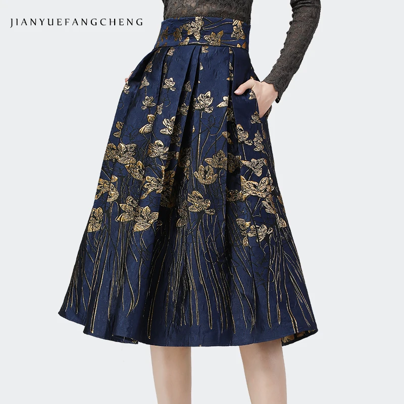 

Fashion Golden Floral Embroidery Skirt Autumn Winter Women New High Waist A-Line Plus Size Pleated Long Skirts Vintage Elegant