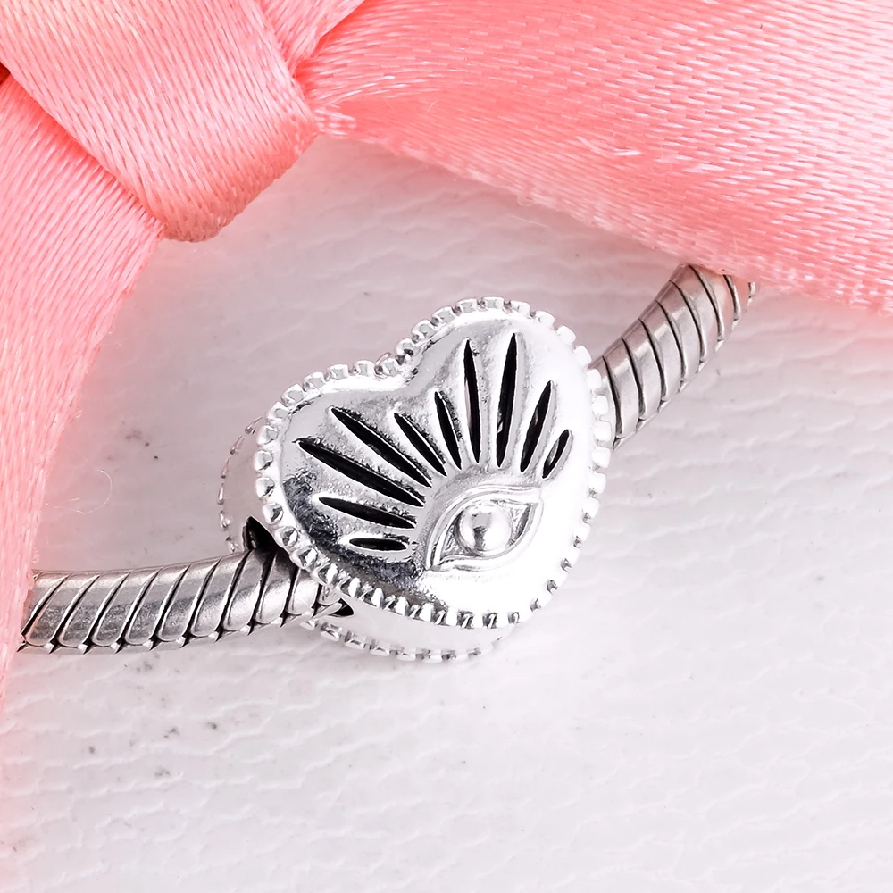

2020 Winter Heart Shaped Charm for Bracelets New Wholesale DIY Jewelry Woman High Quality Pendant S925 Sterling Silver Beads