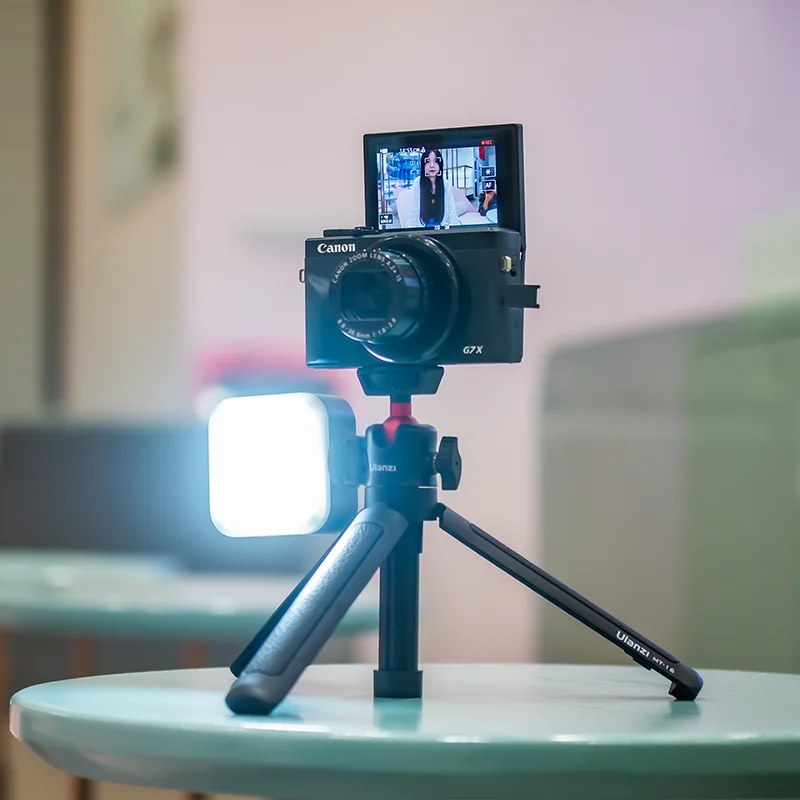 

Ulanzi MT-16 Extend Tablet Tripod with Cold Shoe for Microphone LED Video Fill Light Smartphone SLR Camera Tripod