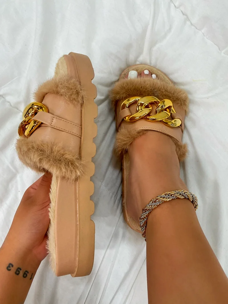 

Large chain slippers women wear warm lamb wool slippers women flat bottom lazy Mules and wool shoes
