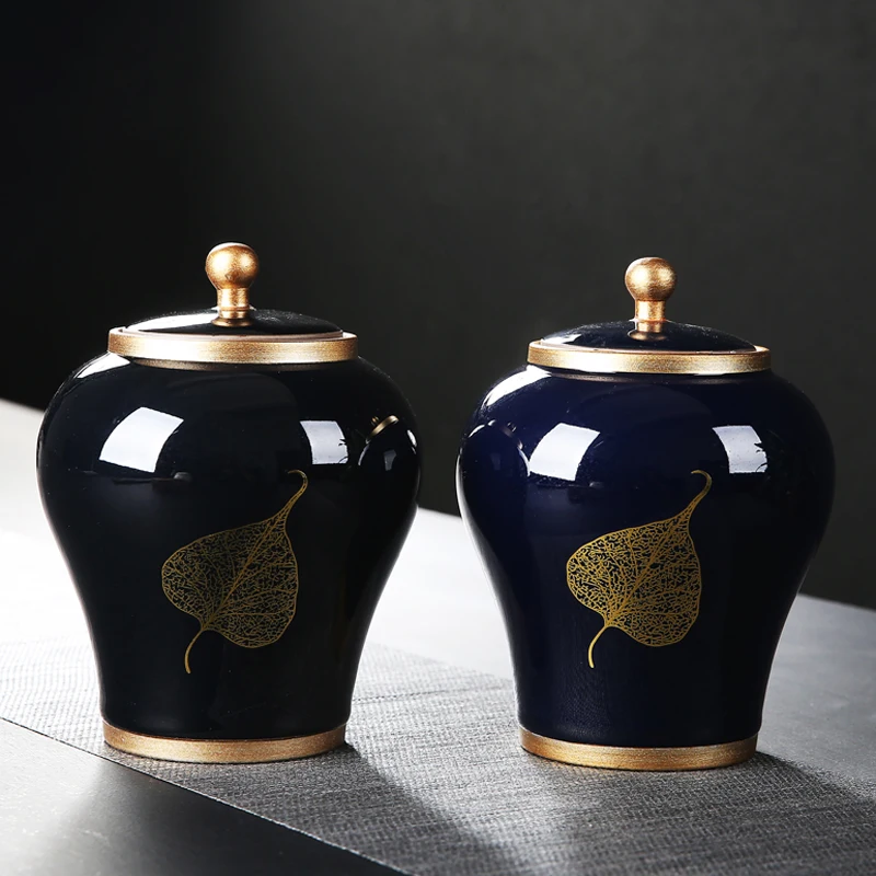 

Jingdezhen Chinese tea can ceramics large household sealed caddy Pu'er black tea jar packing box food storage tank canister