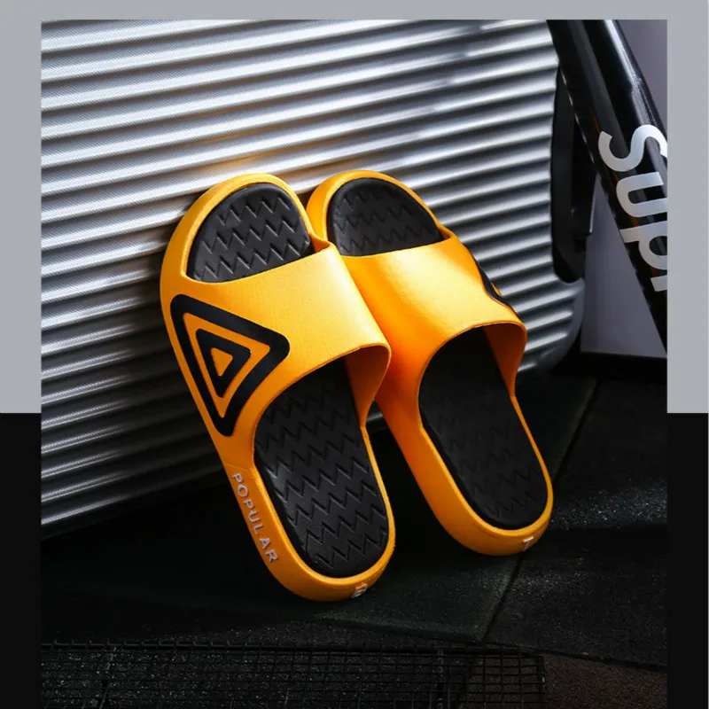 

Plus Size White Triangle Printed Outdoor Slippers Unisex Couple Flip Flop Beach Comfortable Flats Anti-slip Shower Bathing Shoes