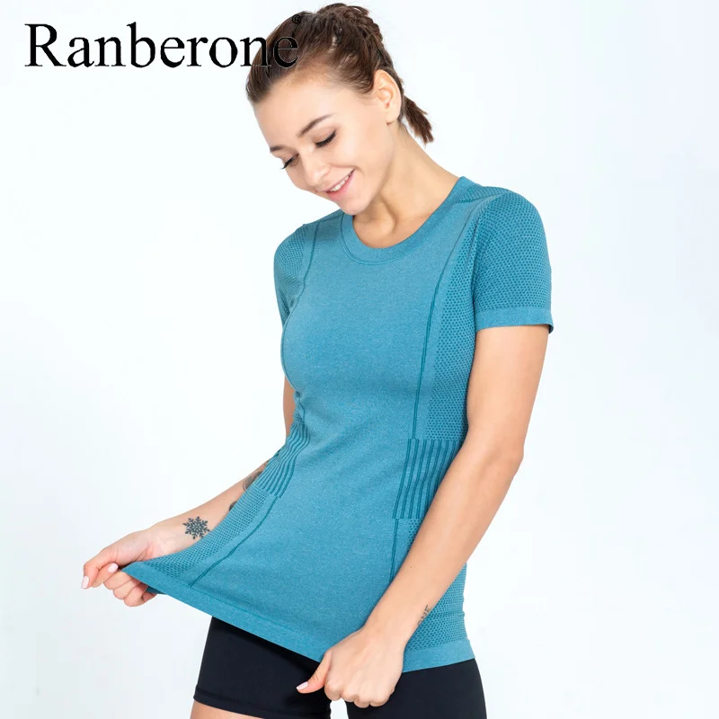 Женские быстросохнущие футболки для фитнеса эластичная Спортивная футболка