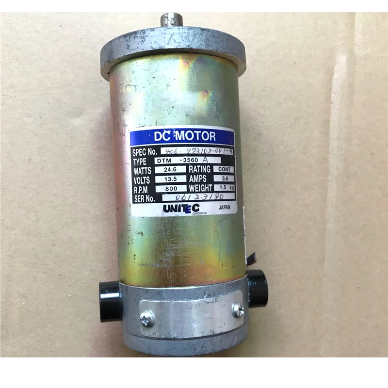 

Б/у DC13.5V 3.6A 24,6 W 800 об/мин (Япония) Мотор DTM-3560
