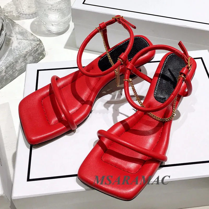 Босоножки женские на высоком каблуке большой квадратный носок металлическая