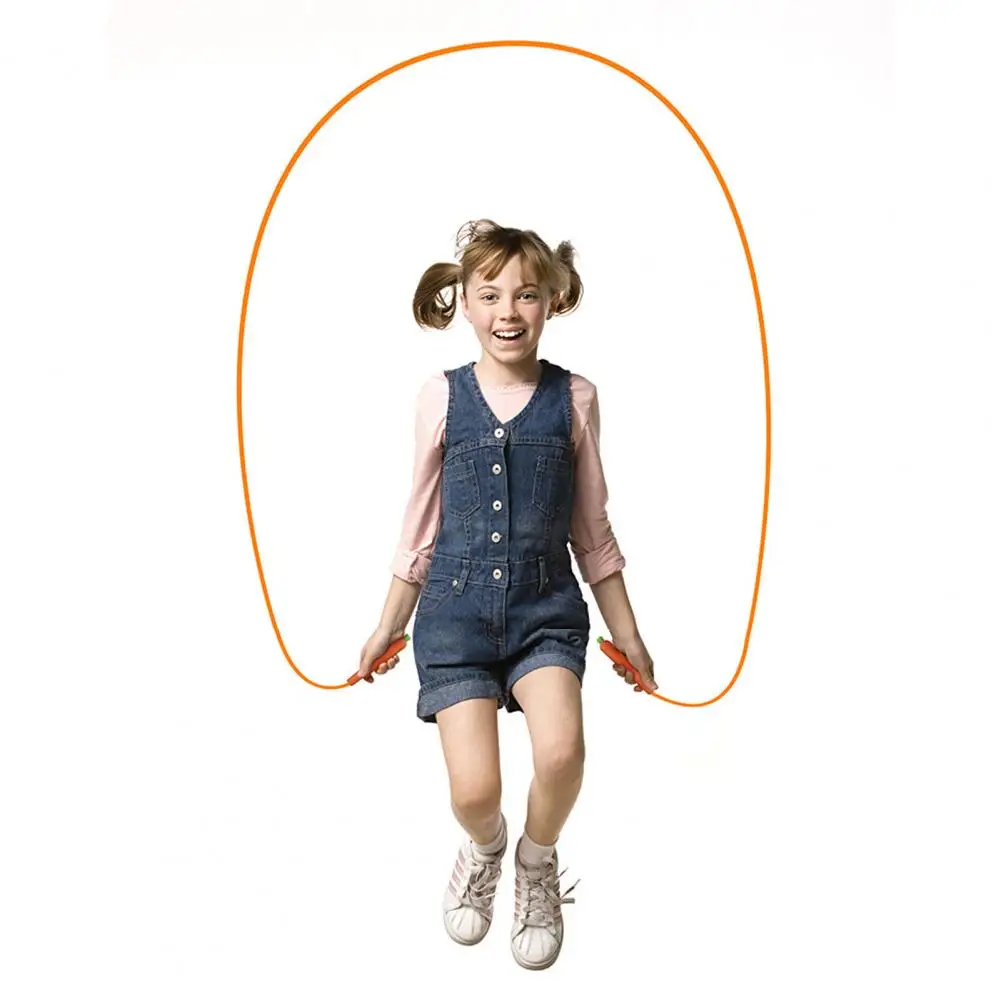 Скакалка детская регулируемая в форме морковки | Игрушки и хобби