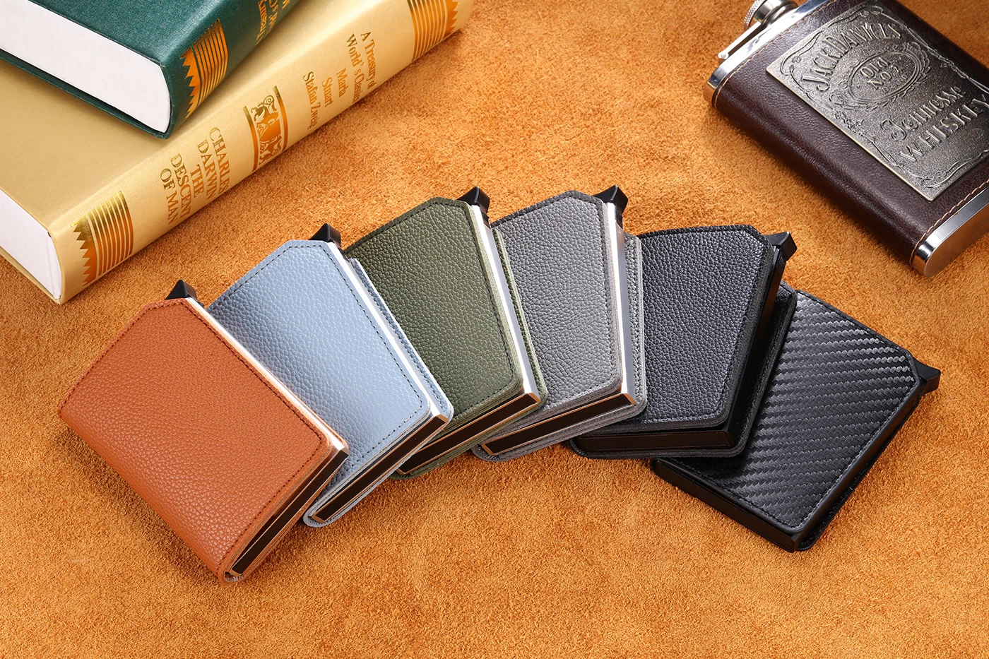BISI GORO Carbon Fiber Anti-theft Card Holder RFID Pop-up Clutch Multi Men and Women Unisex Card Case Multi Smart Wallet