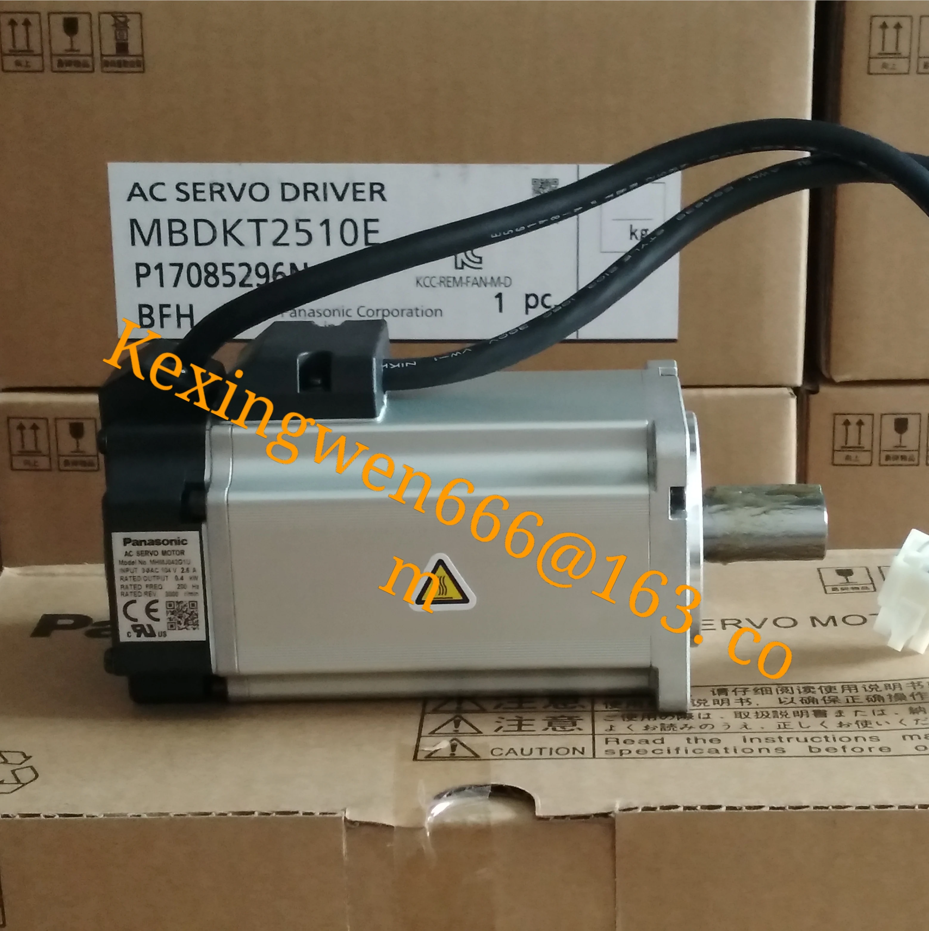 

Новый оригинальный Серводвигатель MHMJ042G1U