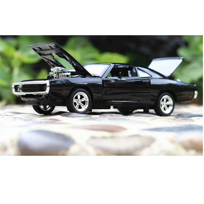 Модель зарядного устройства 1/32 масштабная модель автомобиля Dodge Furious Car сплав с