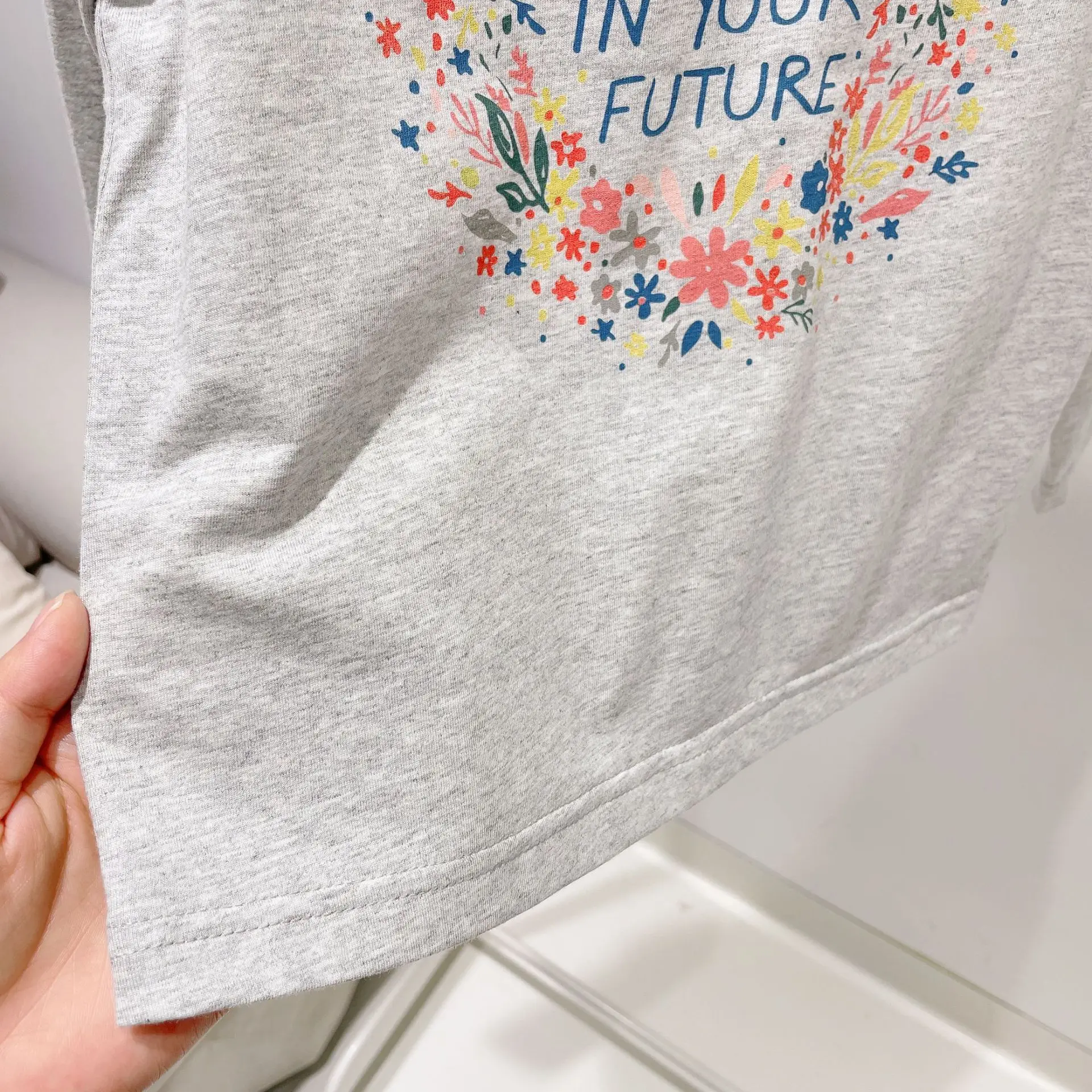 

2021 Kids t-shirt long sleeve gray colour cotton sweet floral pattern kids Tees