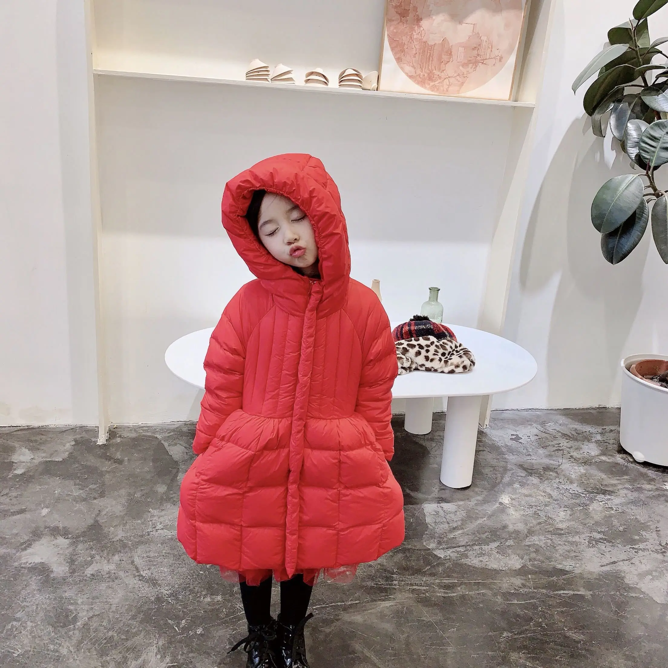 

4Colors 2020 Girl Fashion Lace Hoodies Coat Cotton Padded Winter Warm Coats Kids Girls Red Black New Year Christmas Clothing