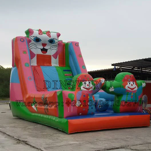 Мультяшная надувная горка с классическим дизайном для детской игровой