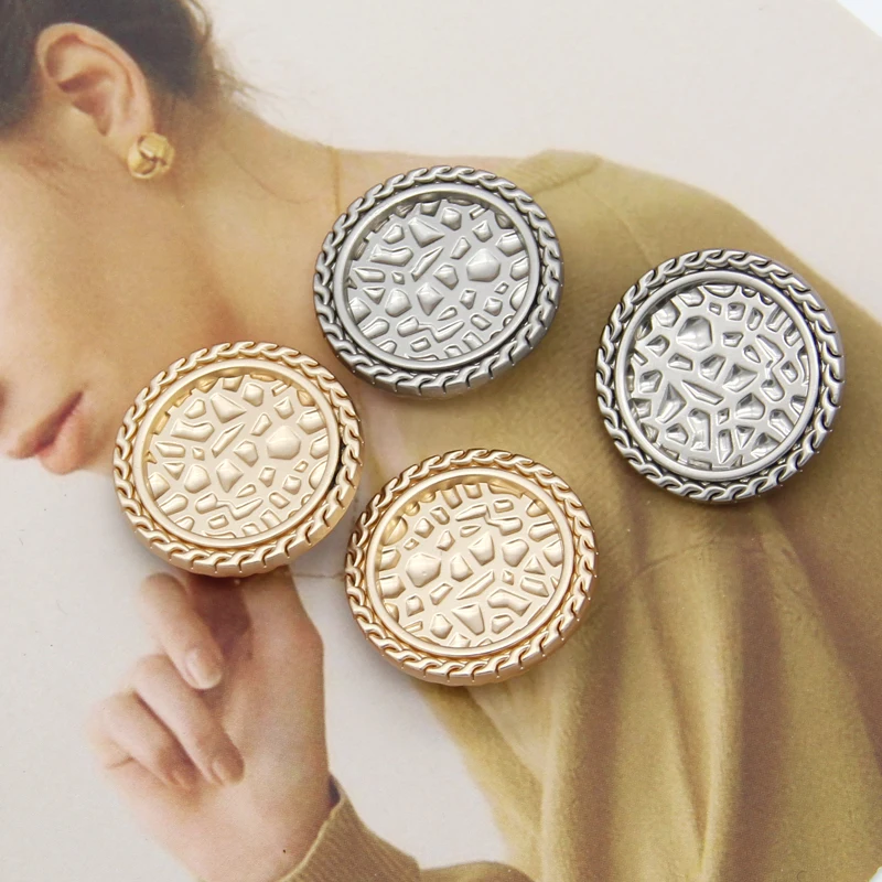 

HENGC Big Vintage Gold Metal Women Coat Buttons For Clothing Windbreaker Sweaters Suit Decorative Sewing Accessories Wholesale