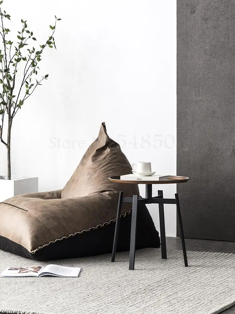 Легкий роскошный простой итальянский круглый металлический боковой столик