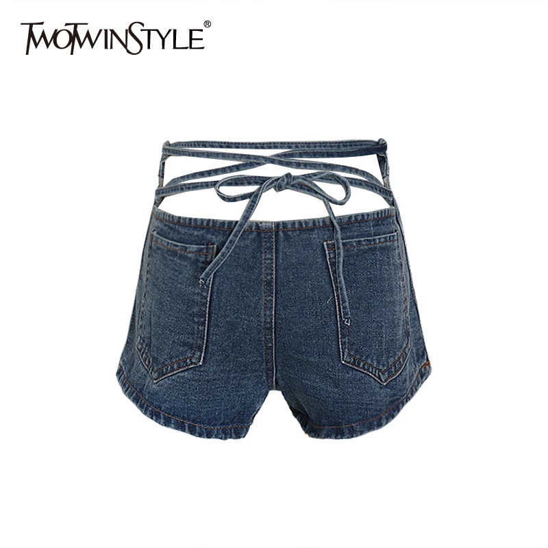 Женские джинсовые шорты TWOTWINSTYLE с бантом на шнуровке высокой талией и карманами