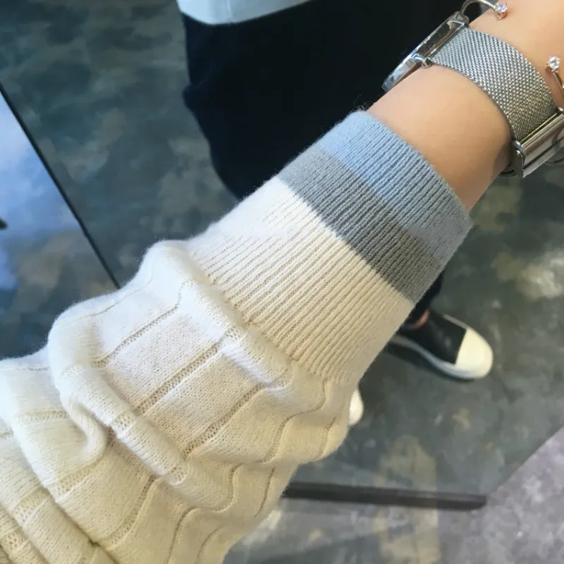 

2020 Wool Blended Knitted V- neck Sweater Women Tops Striped Loose Full Sleeve Warm Soft High Quality Fashion Jumper Pull