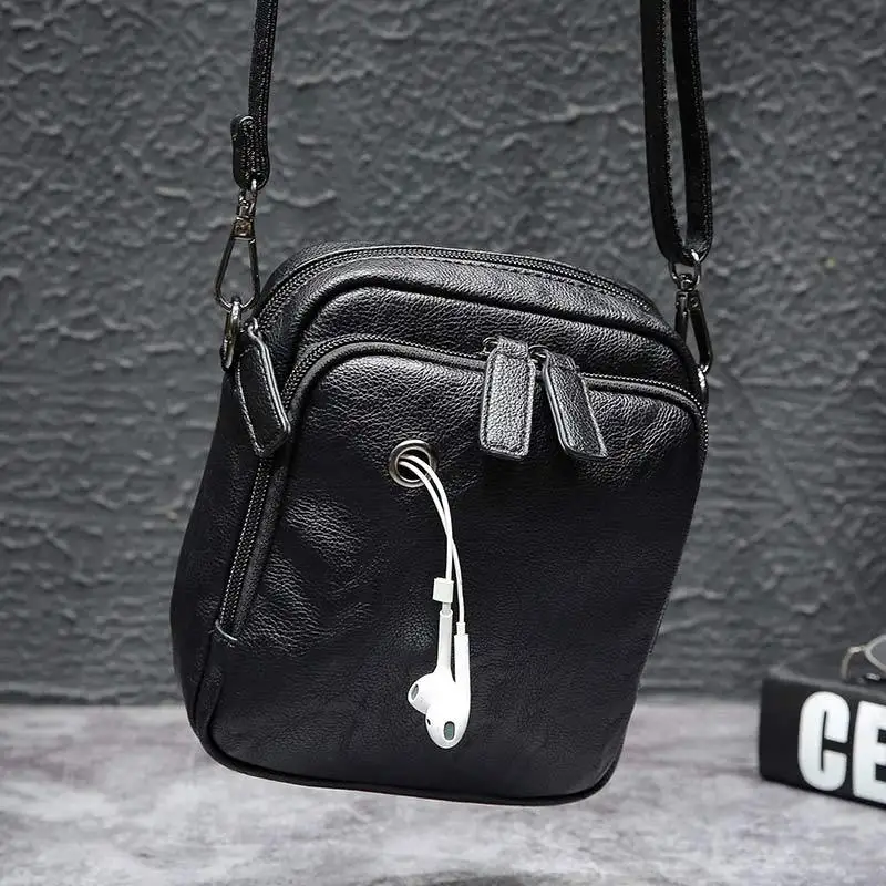 

Small Black Men Messenger Bag Solid Envelope Shoulder Bag Women Black Casual Crossbody bags Headphone hole mini Travel bag 2021